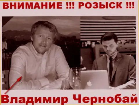 Чернобай Владимир (слева) и актер (справа), который в масс-медиа выдает себя за владельца преступной форекс брокерской компании Tele Trade и Форекс Оптимум